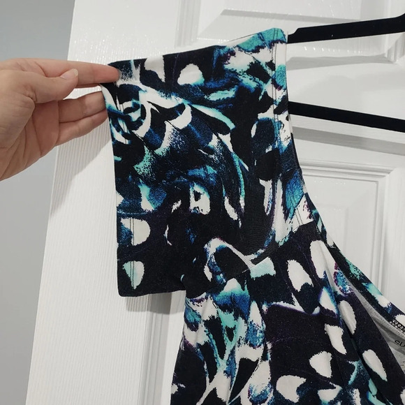 Torrid Babydoll Super Soft Tie-Front Off-Shoulder Top in Size 3 - 22/24 - Picture 4 of 12